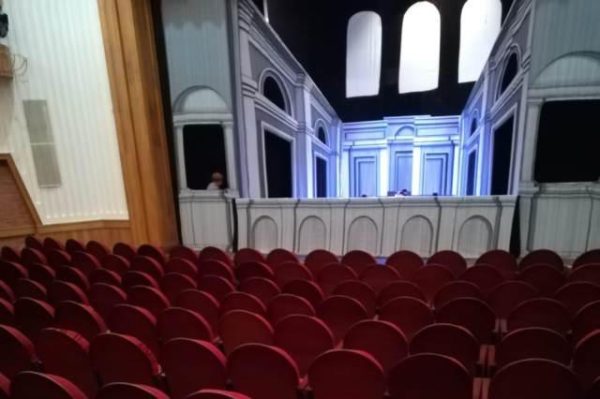 Кресло для детского театра Арлекин фото